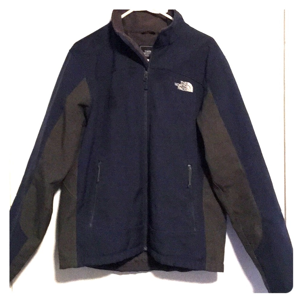 Men’s The North Face coat. Size large